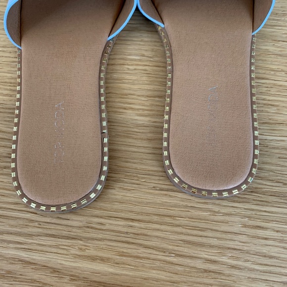 TOP Moda Sandals/Slide Size 7 1/2  Dusty Blue - Picture 3 of 5